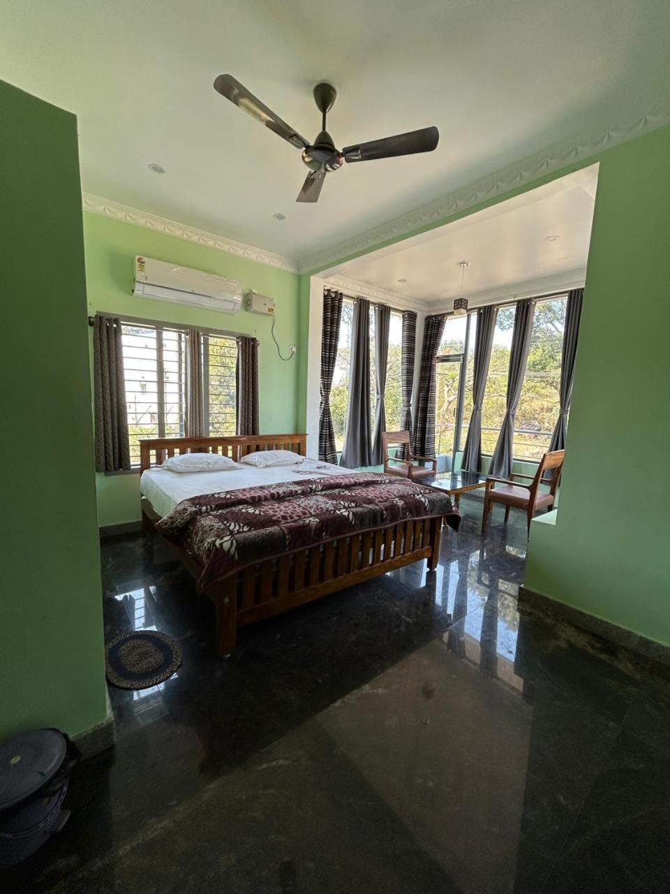 Yelagiri Goldhill Resort Экстерьер фото