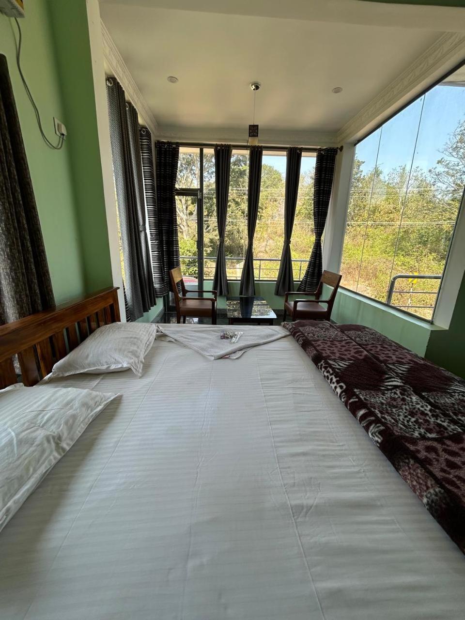Yelagiri Goldhill Resort Экстерьер фото